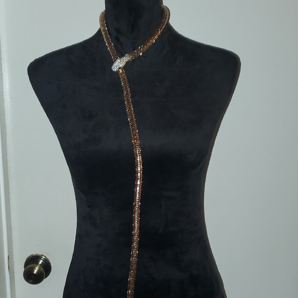 Elegant Gold and Silver Women's Necklace